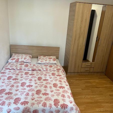 Unionsquare Quietplace Bucureşti Ngoại thất bức ảnh